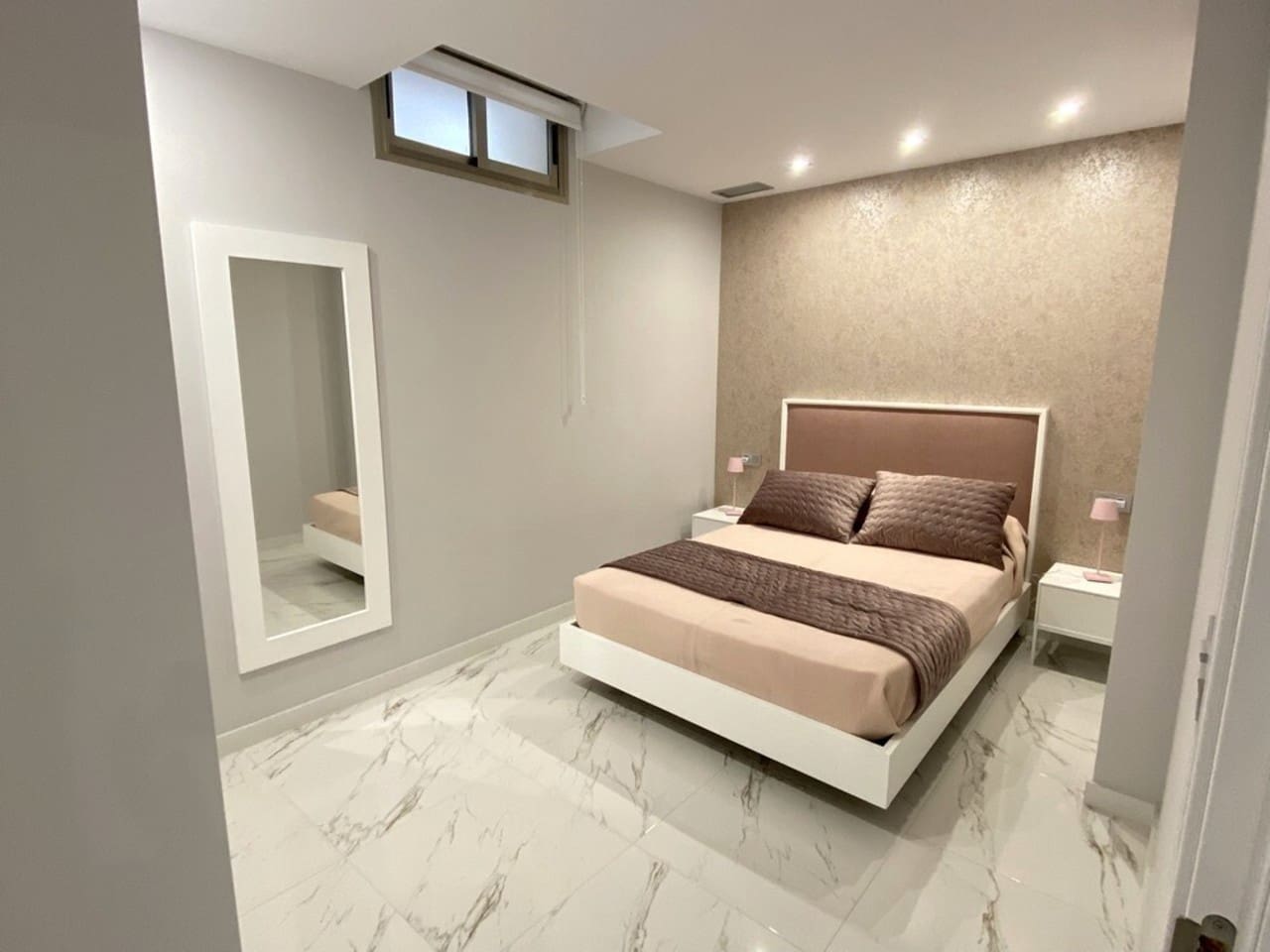 5 bedroom Villa for sale in Orihuela Costa with pool - € 499,000 (Ref: 9154913)