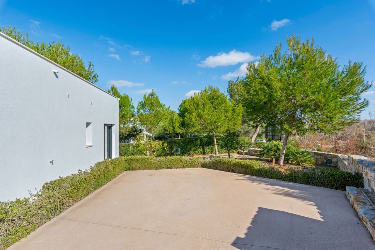 3 bedroom Villa for sale in Orihuela Costa - € 819,000 (Ref: 9154945)