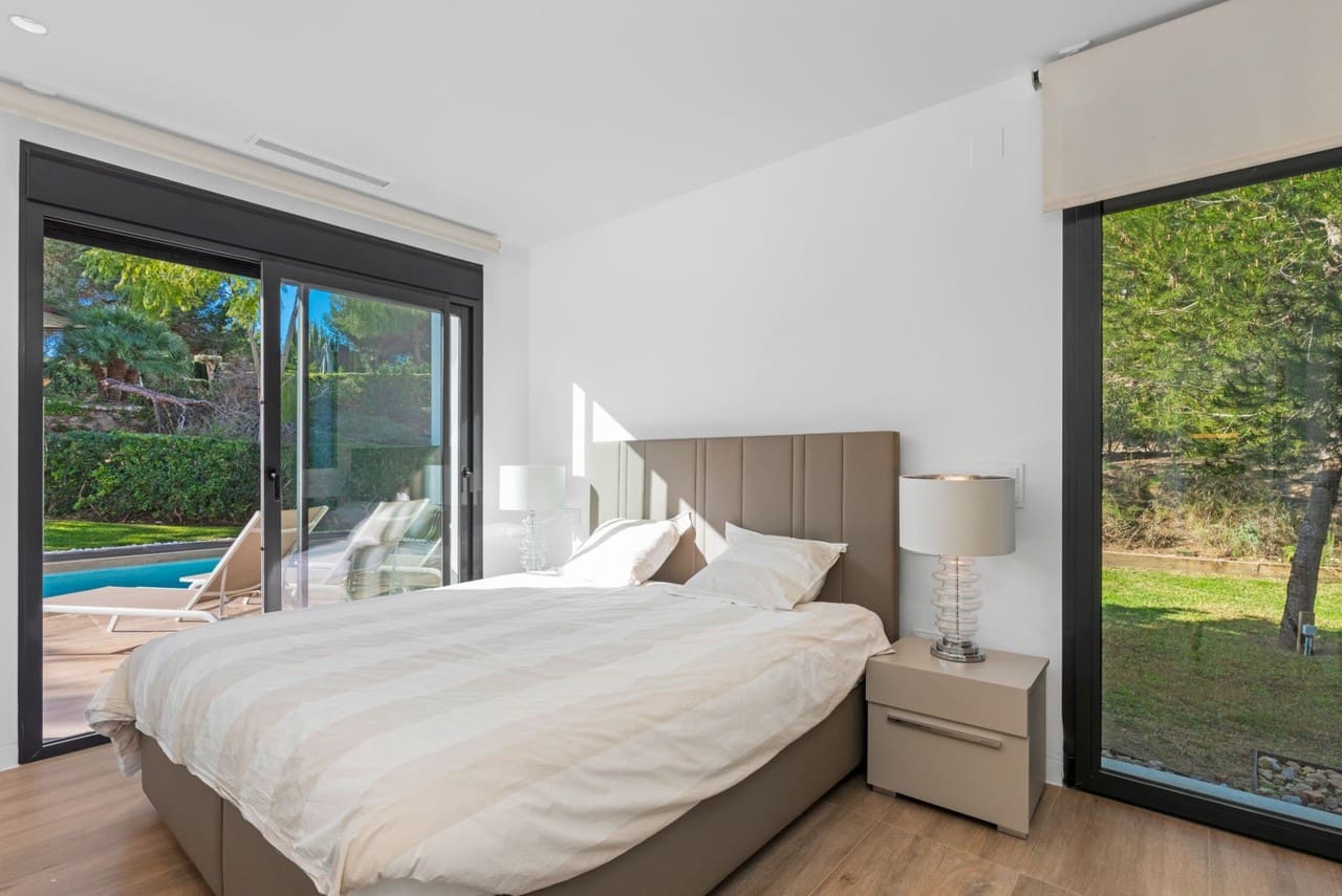 3 bedroom Villa for sale in Orihuela Costa - € 819,000 (Ref: 9154945)