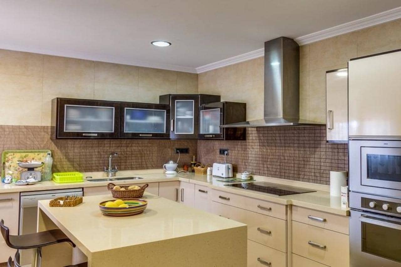 4 soverom Villa til salgs i Los Montesinos med svømmebasseng - € 1 050 000 (Ref: 9154952)