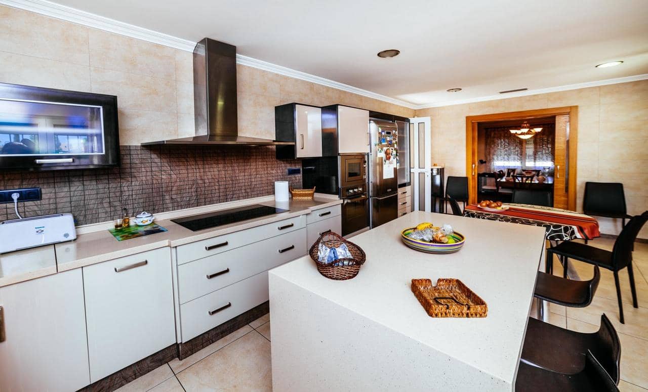 4 soverom Villa til salgs i Los Montesinos med svømmebasseng - € 1 050 000 (Ref: 9154952)