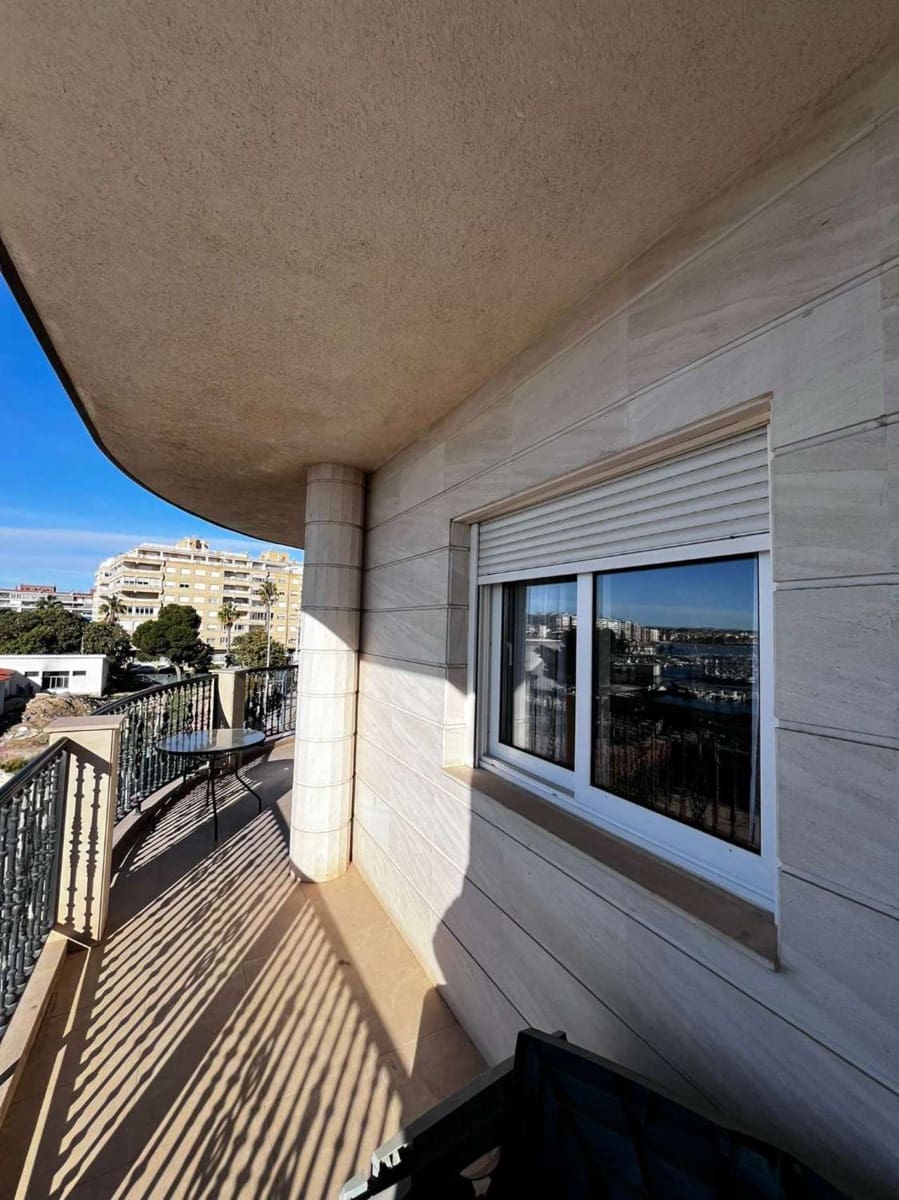 3 sypialnia Apartament na sprzedaż w Torrevieja - 450 000 € (Ref: 9154954)