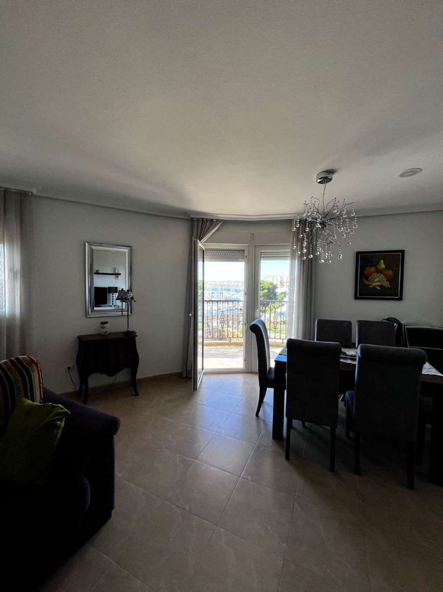 3 sypialnia Apartament na sprzedaż w Torrevieja - 450 000 € (Ref: 9154954)