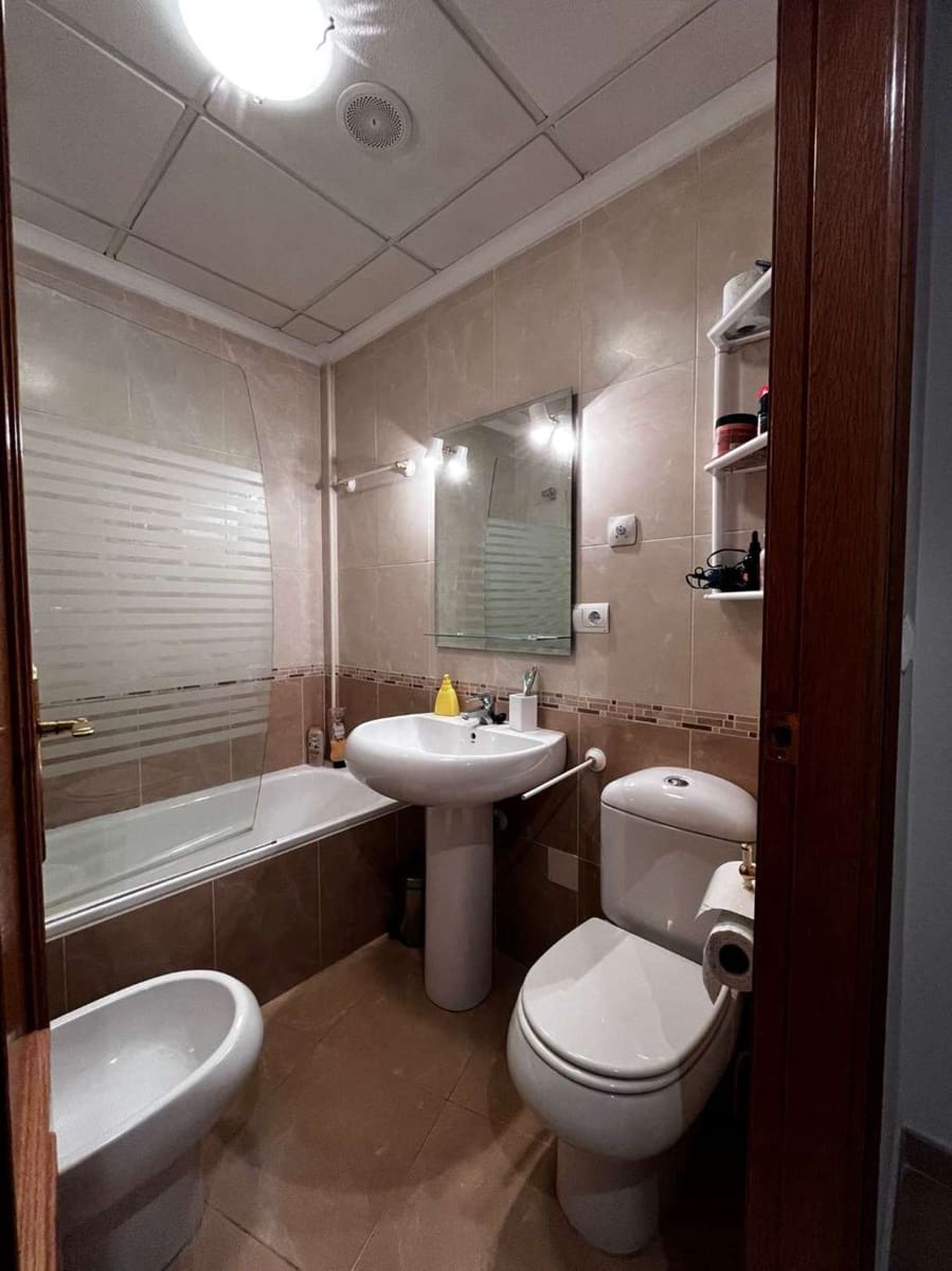 3 sypialnia Apartament na sprzedaż w Torrevieja - 450 000 € (Ref: 9154954)