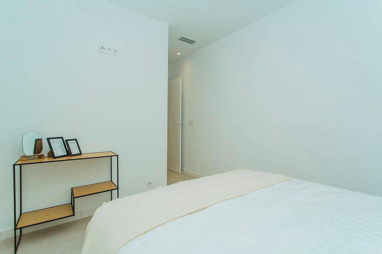 2 bedroom Townhouse for sale in Torrevieja with pool - € 499,000 (Ref: 9154976)