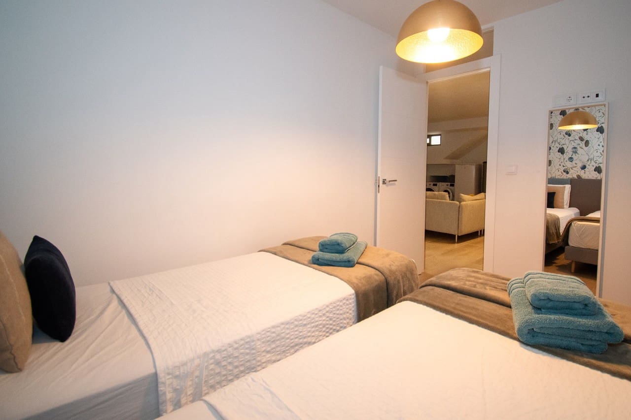 5 bedroom Villa for sale in Orihuela Costa - € 560,000 (Ref: 9154984)