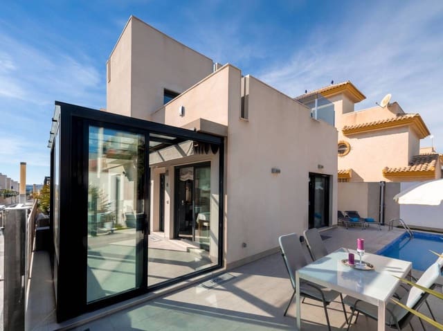 5 soveværelse Villa til salg i El Molino, Torrevieja med swimmingpool - € 549.000 (Ref: 9154991)