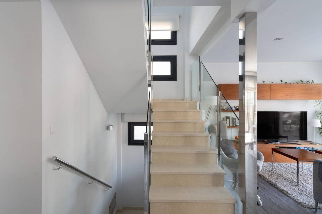 5 soveværelse Villa til salg i Torrevieja med swimmingpool - € 549.000 (Ref: 9154991)