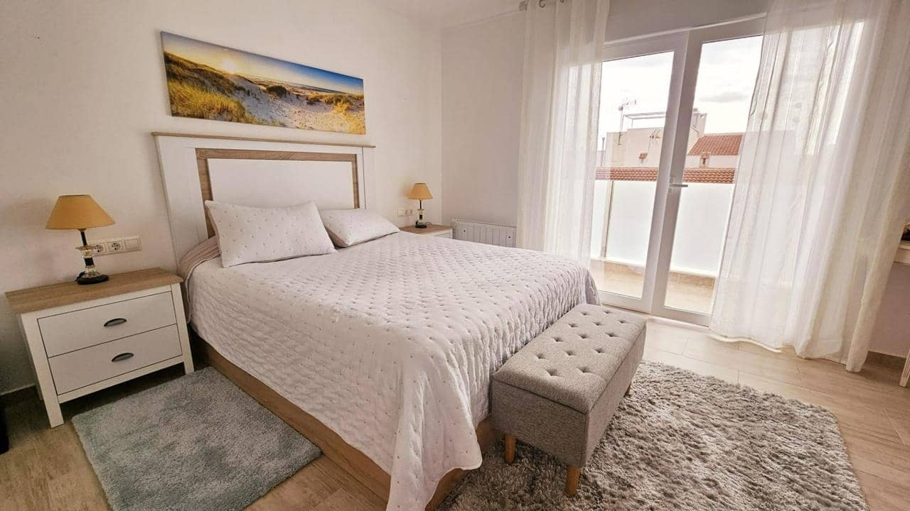 2 sypialnia Apartament na sprzedaż w Torrevieja - 214 900 € (Ref: 9154999)