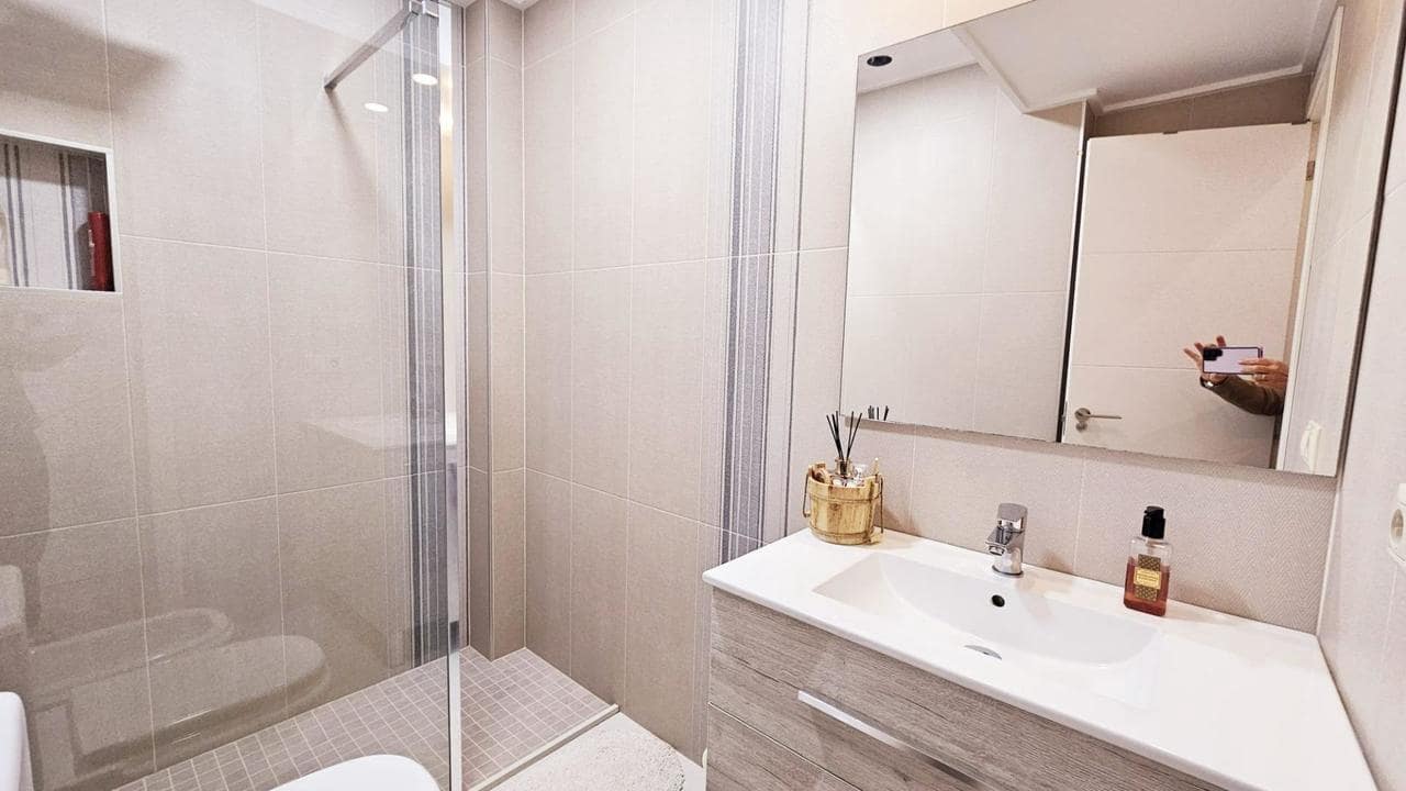 2 sypialnia Apartament na sprzedaż w Torrevieja - 214 900 € (Ref: 9154999)