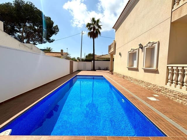4 makuuhuone Huvila myytävänä paikassa Cabo Roig, Orihuela mukana uima-altaan - 910 000 € (Ref: 9155002)