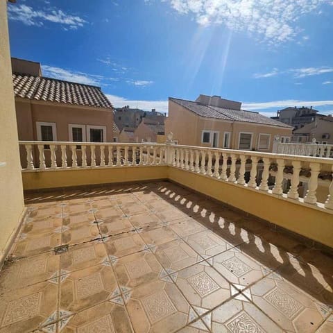 3 slaapkamer Villa te koop in Zona Pueblo, Guardamar del Segura met zwembad - € 299.900 (Ref: 9155009)