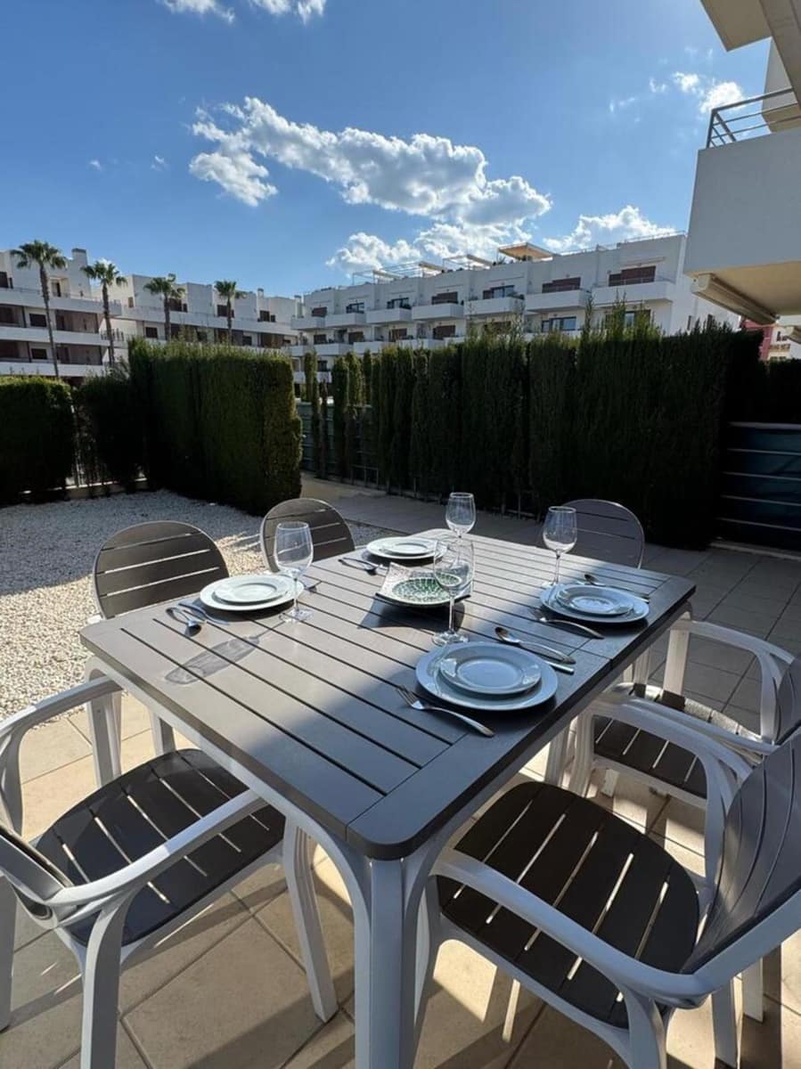 Apartamento de 2 habitaciones en Cabo Roig en venta - 239.900 € (Ref: 9155020)