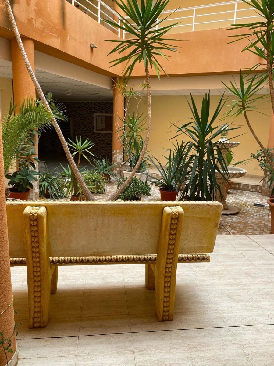 Apartamento de 2 habitaciones en San Miguel de Salinas en venta con piscina - 198.000 € (Ref: 9155022)