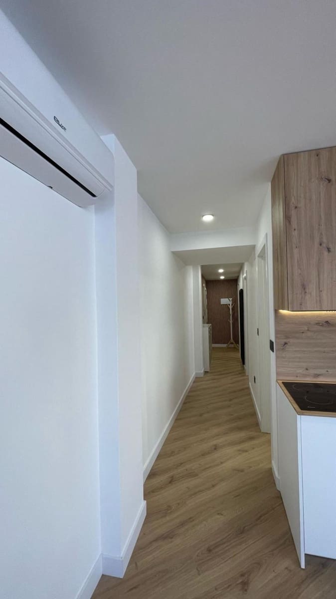 2 makuuhuone Huoneisto myytävänä paikassa Torrevieja mukana uima-altaan - 187 000 € (Ref: 9155026)