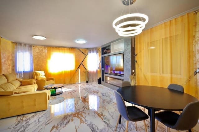 4 slaapkamer Villa te koop in San Miguel de Salinas - € 320.000 (Ref: 9155038)