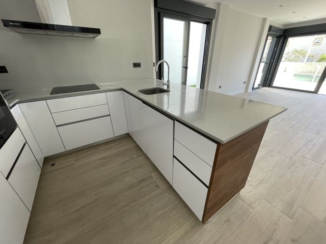 4 soverom Leilighet til salgs i Pilar de la Horadada ciudad, Pilar de la Horadada - € 575 000 (Ref: 9155058)