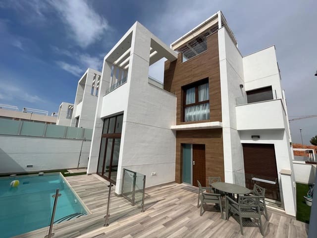 Chalet de 3 habitaciones en Los Altos en venta - 479.000 € (Ref: 9155065)