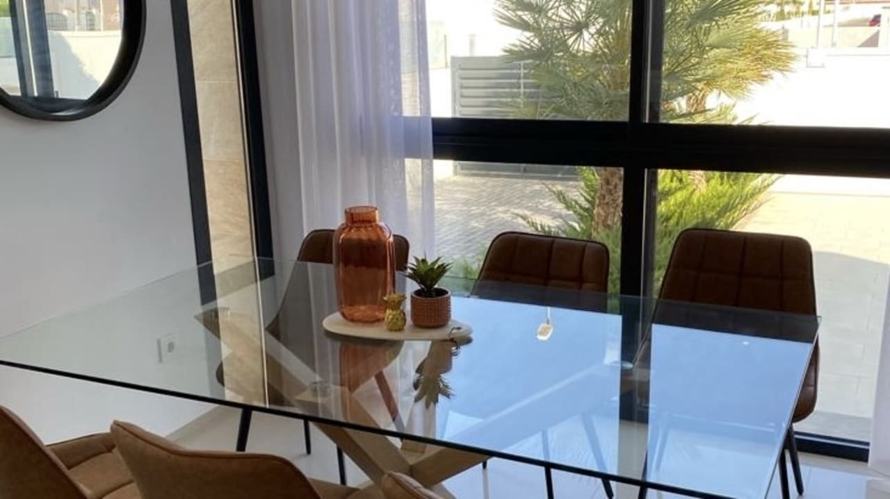 3 bedroom Villa for sale in Ciudad Quesada - € 545,000 (Ref: 9155073)