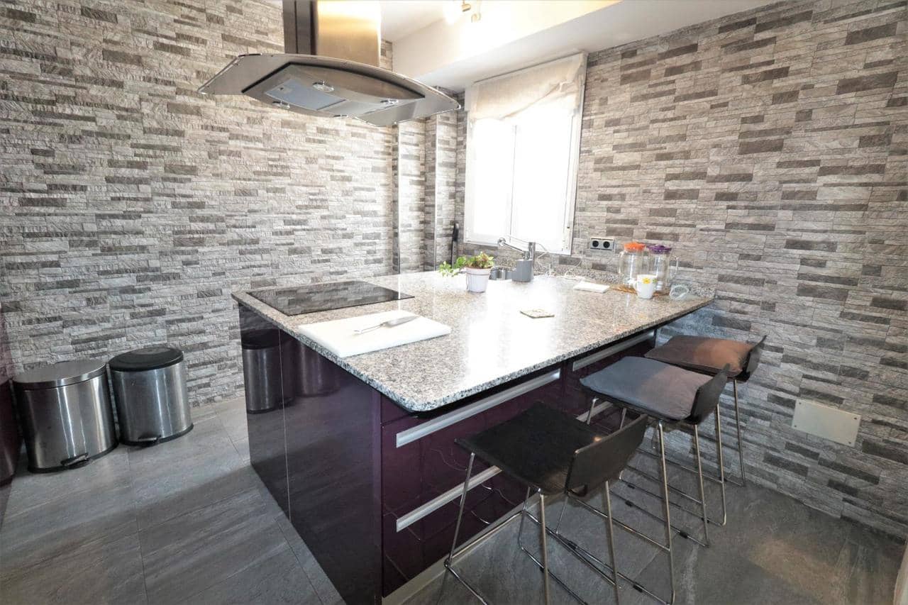 3 sypialnia Penthouse na sprzedaż w Torrevieja - 240 000 € (Ref: 9155074)