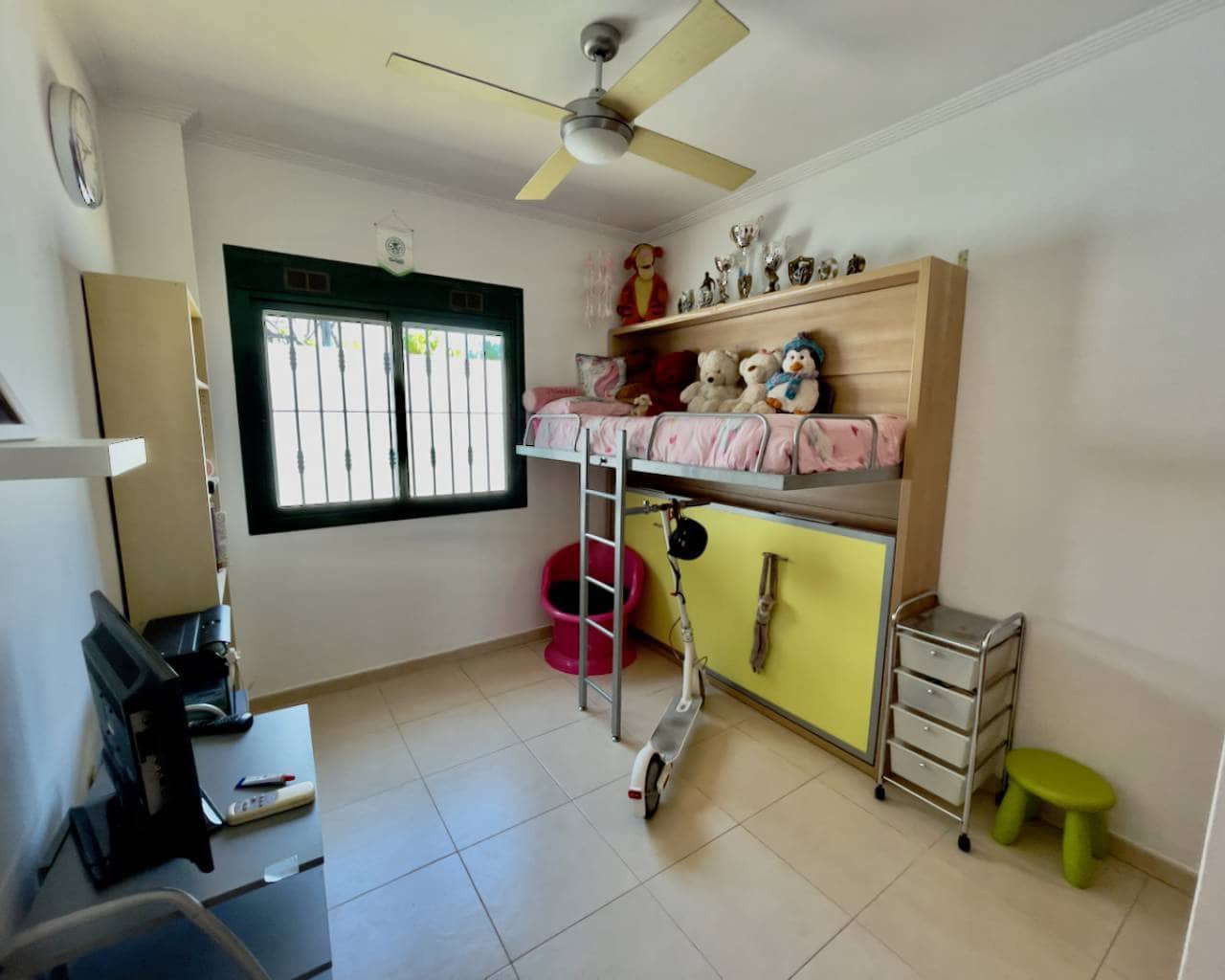 Chalet de 4 habitaciones en Ciudad Quesada en venta - 520.000 € (Ref: 9155078)