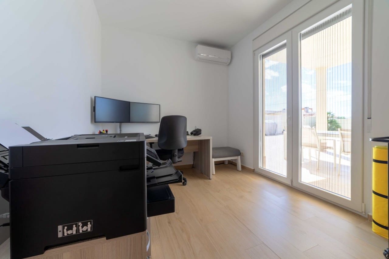 4 soveværelse Villa til salg i Torrevieja - € 780.000 (Ref: 9155079)