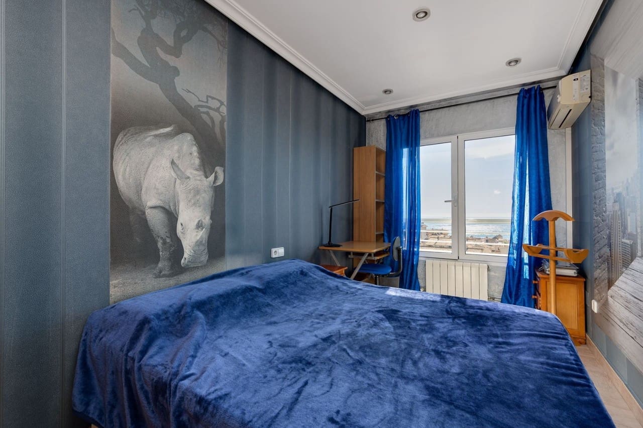 3 makuuhuone Kattohuoneisto myytävänä paikassa Guardamar del Segura - 390 000 € (Ref: 9155085)