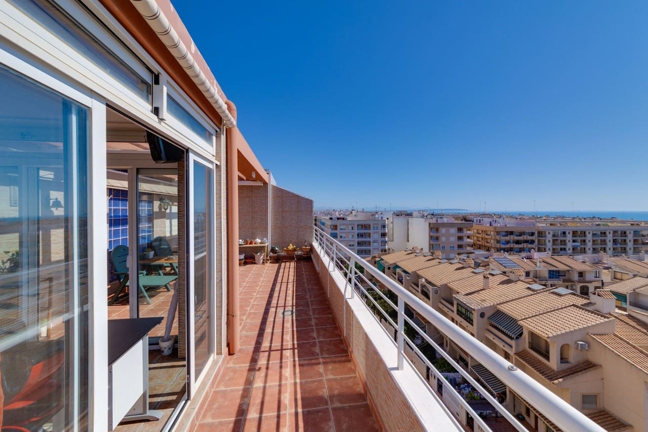 3 bedroom Apartment for sale in Guardamar del Segura - € 390,000 (Ref: 9155085)