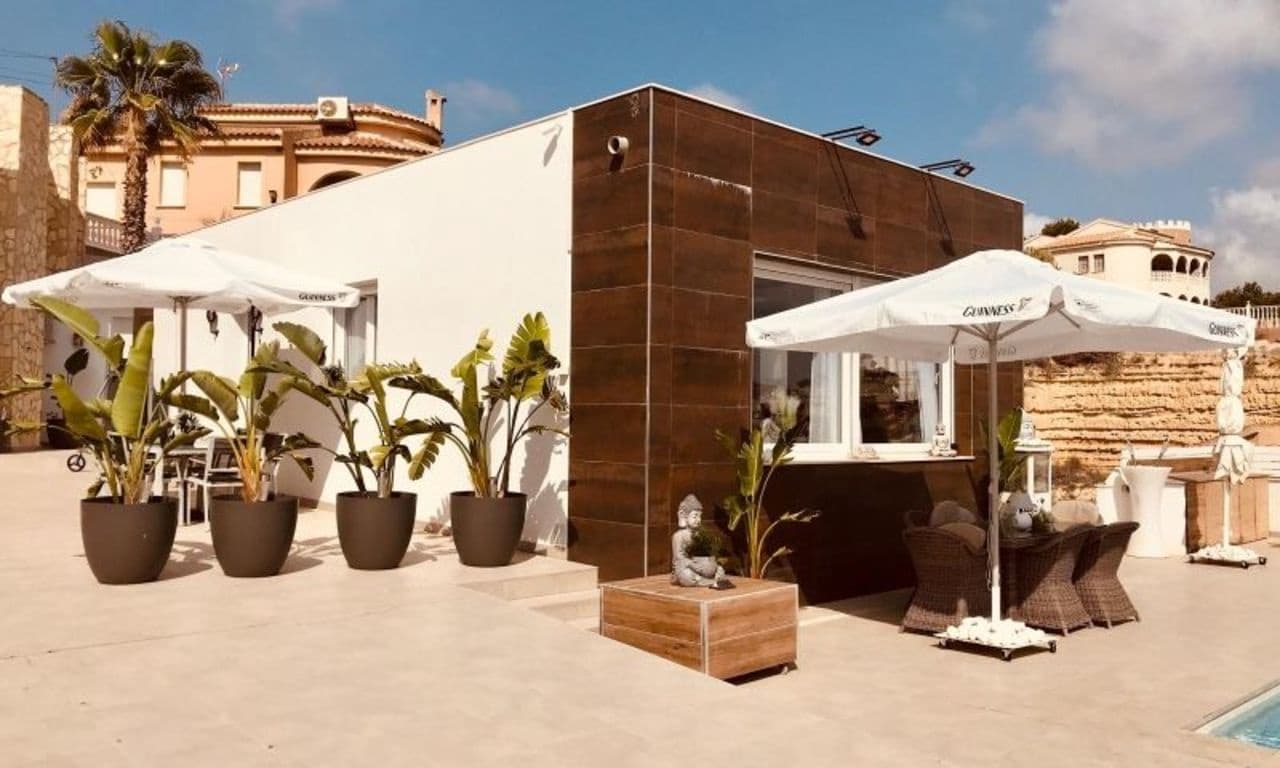 Chalet de 6 habitaciones en Ciudad Quesada en venta - 685.000 € (Ref: 9155097)