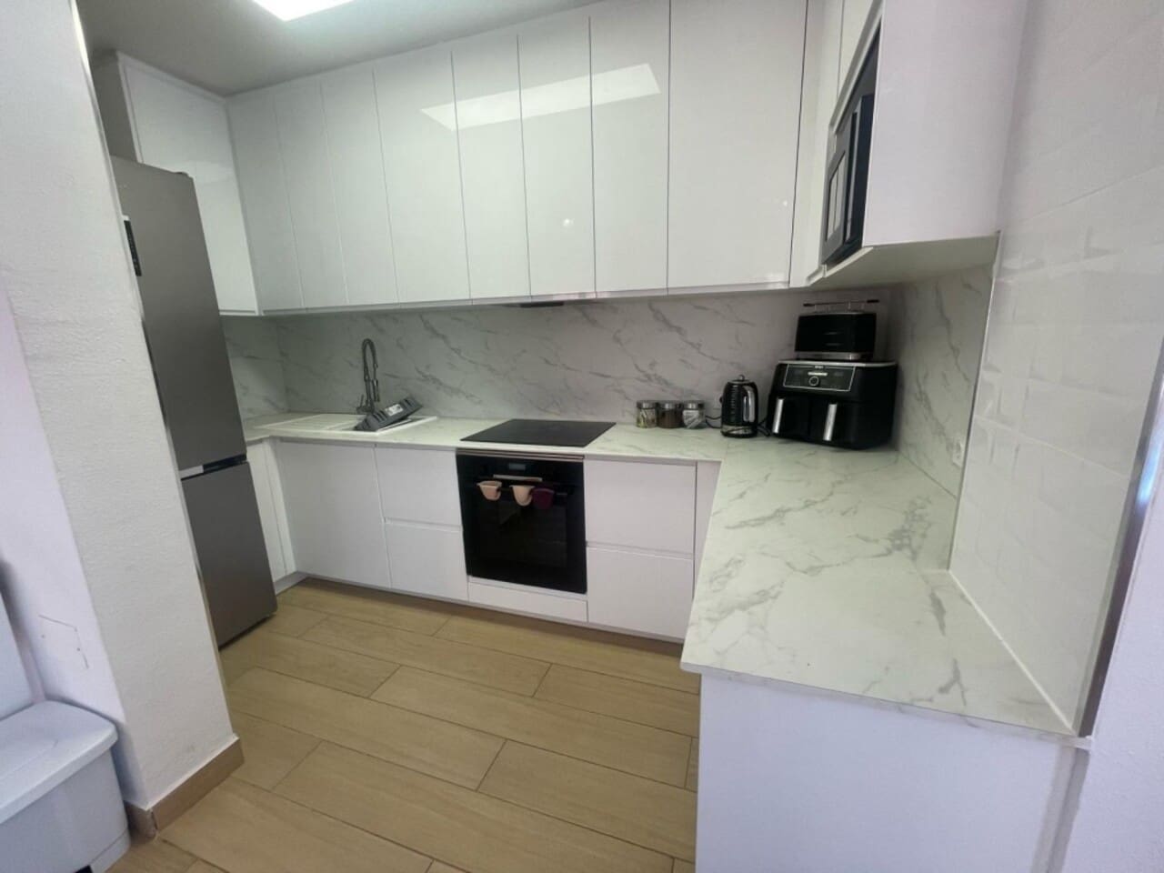 Chalet de 5 habitaciones en Playa Flamenca en venta - 379.000 € (Ref: 9155103)