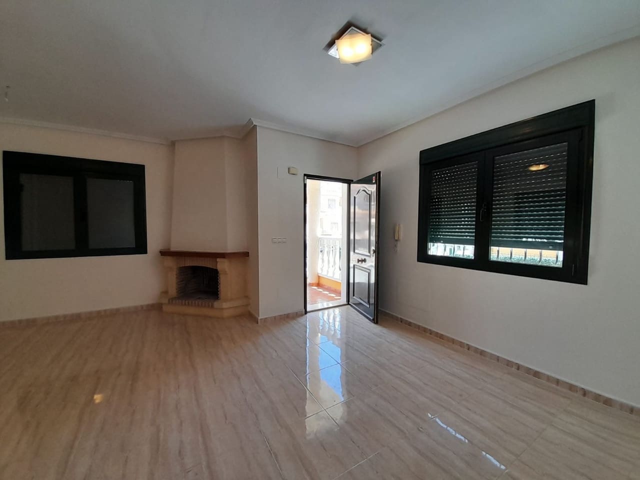 Chalet de 3 habitaciones en Ciudad Quesada en venta - 295.000 € (Ref: 9155107)