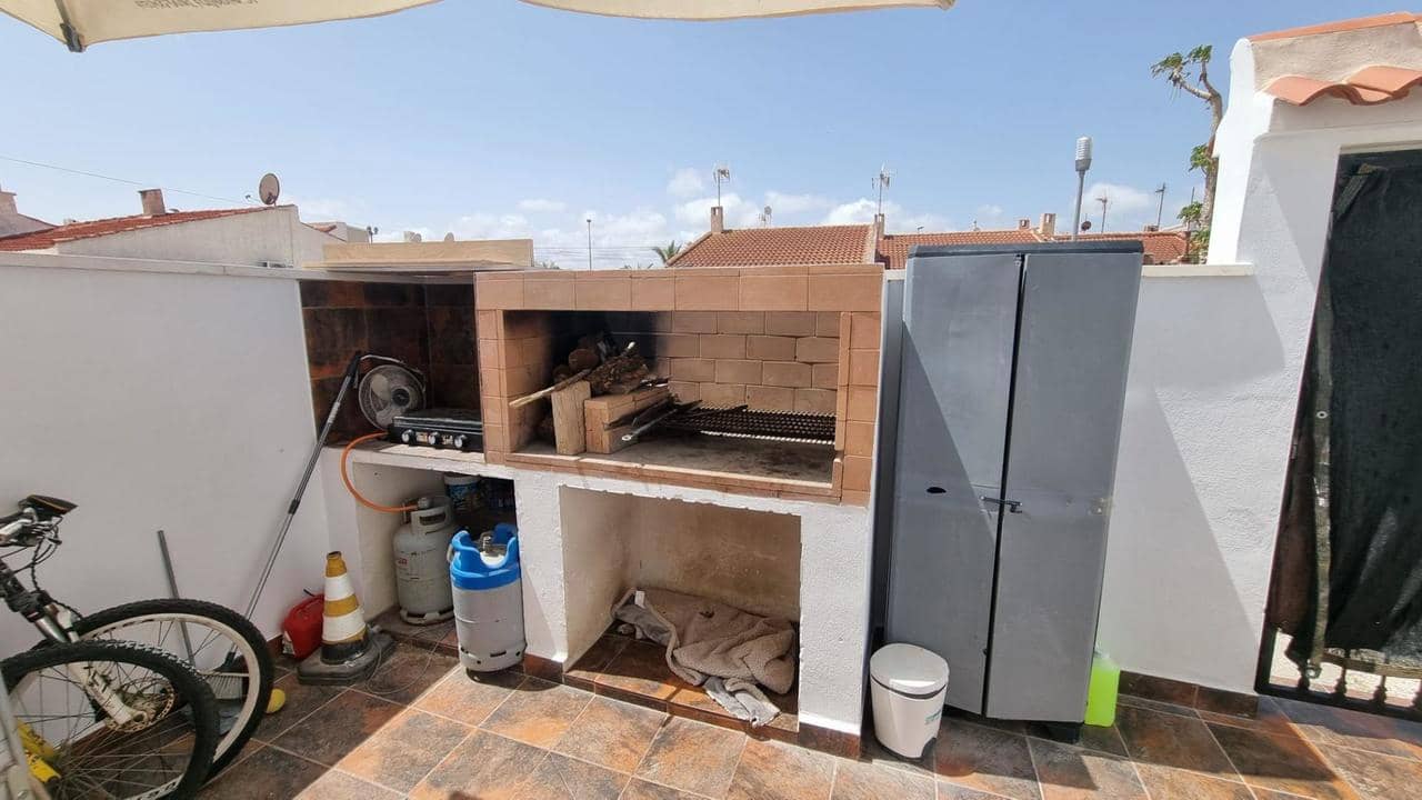 2 soverom Bungalow til salgs i Torrevieja med svømmebasseng - € 137 000 (Ref: 9155140)