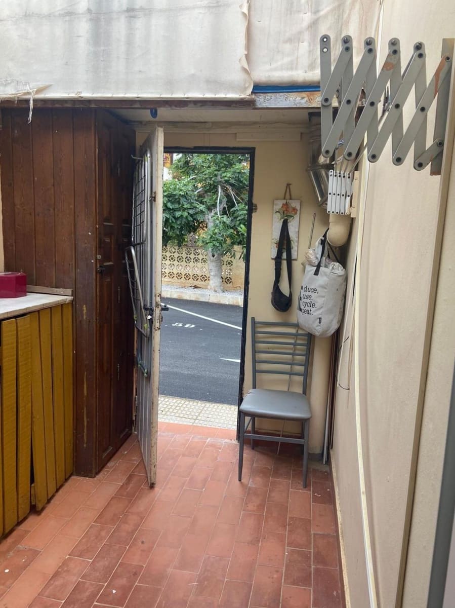 3 sovrum Villa till salu i Orihuela Costa med pool - 279 000 € (Ref: 9155169)