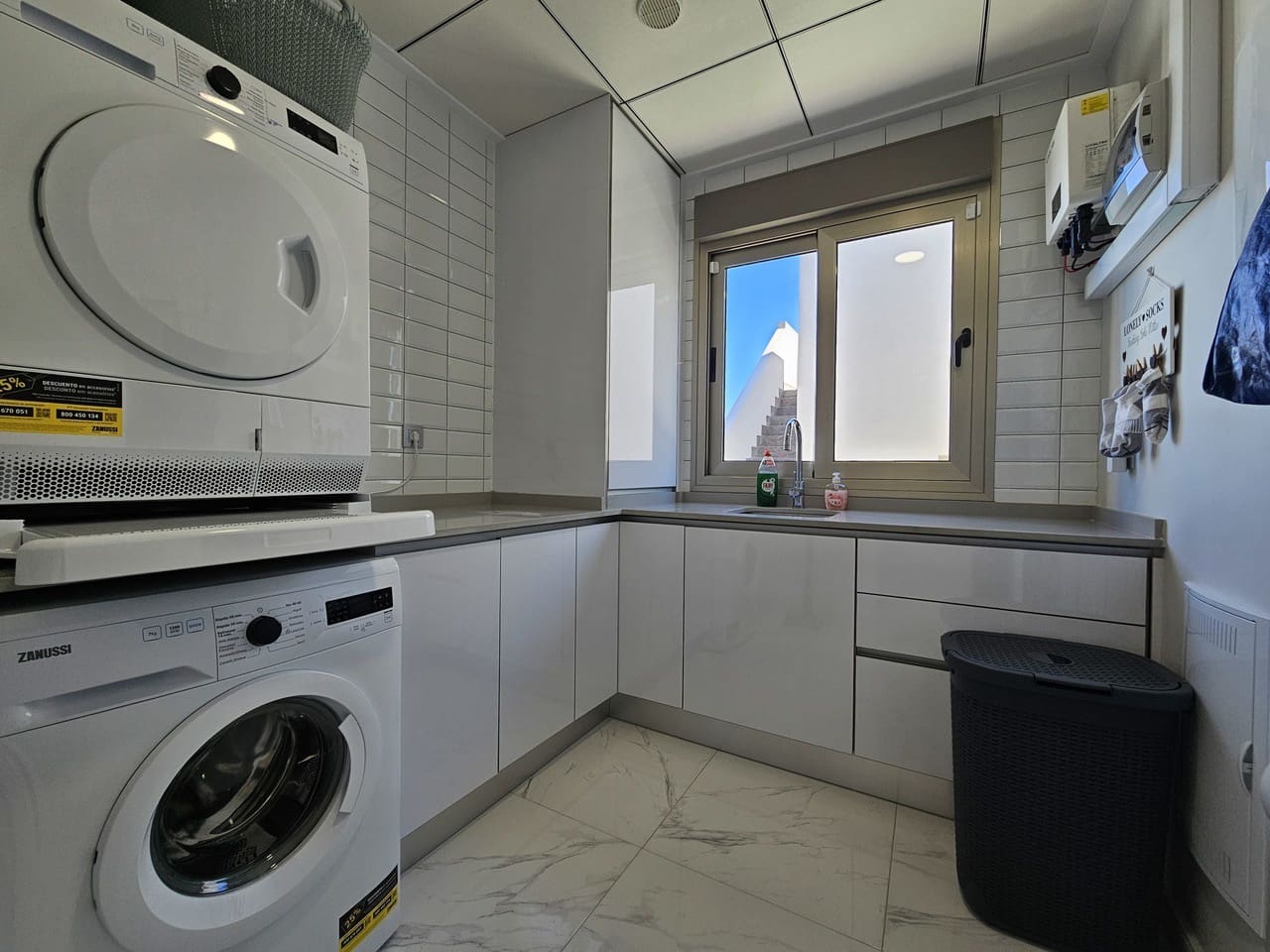 4 sypialnia Willa na sprzedaż w Villamartin - 450 000 € (Ref: 9155174)