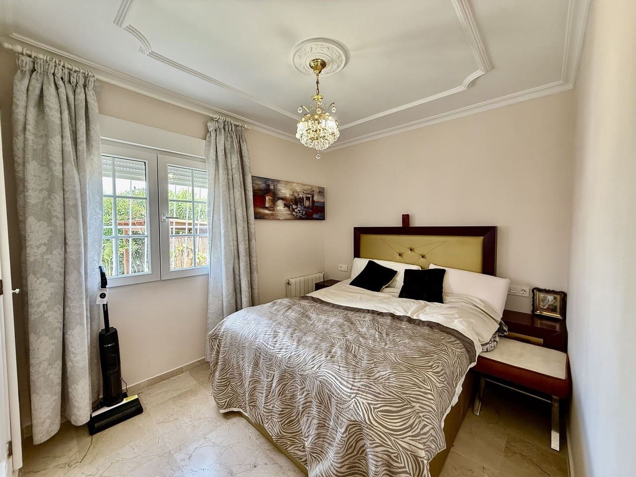 Chalet de 4 habitaciones en Orihuela Costa en venta - 830.000 € (Ref: 9155196)