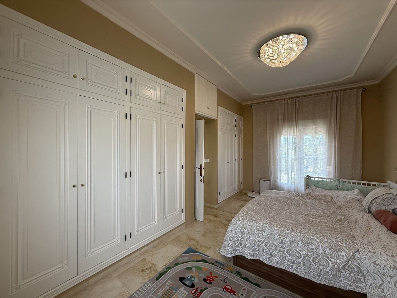 Chalet de 4 habitaciones en Orihuela Costa en venta - 830.000 € (Ref: 9155196)