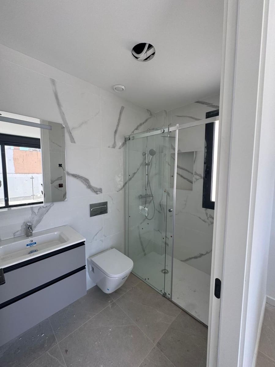 4 chambre Villa/Maison à vendre à Guardamar del Segura avec piscine - 507 000 € (Ref: 9155206)