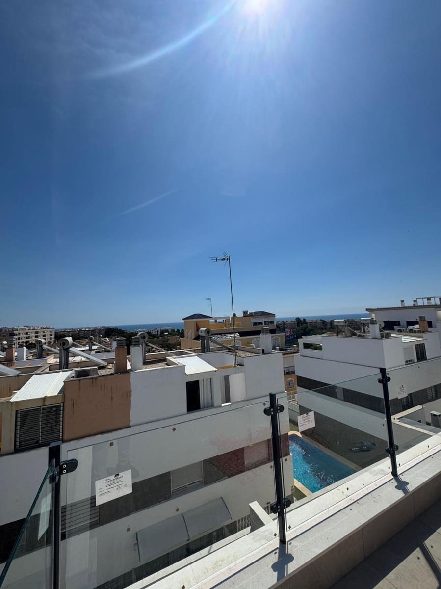 4 chambre Villa/Maison à vendre à Guardamar del Segura avec piscine - 507 000 € (Ref: 9155206)