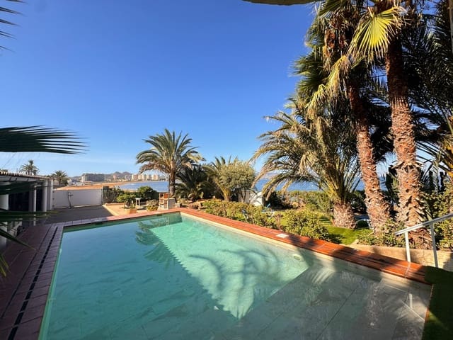 9 makuuhuone Huvila myytävänä paikassa La Manga del Mar Menor - 849 950 € (Ref: 9155212)