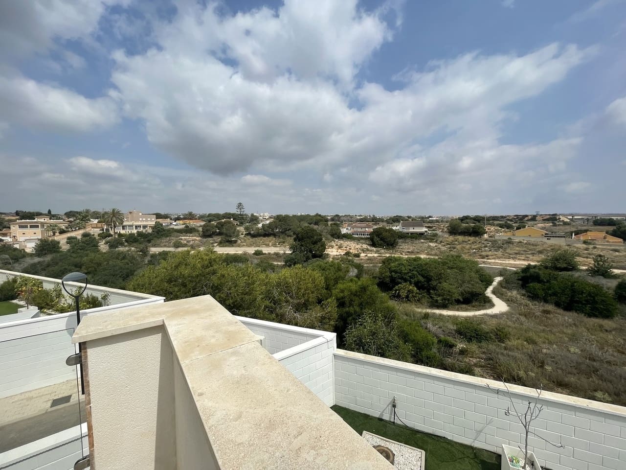 4 slaapkamer Villa te koop in Cabo Roig met zwembad - € 535.000 (Ref: 9155236)