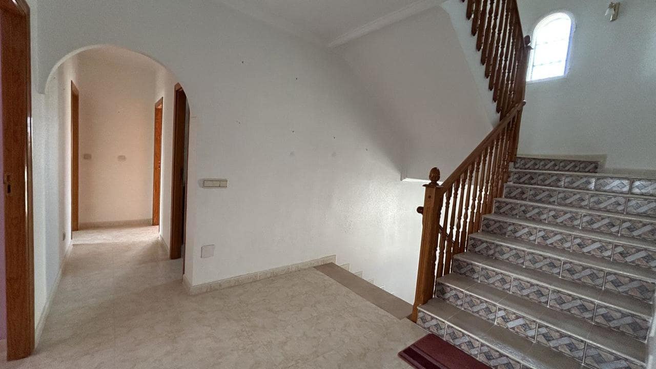 Chalet de 5 habitaciones en Ciudad Quesada en venta - 599.990 € (Ref: 9155244)