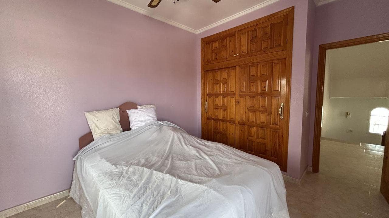 Chalet de 5 habitaciones en Ciudad Quesada en venta - 599.990 € (Ref: 9155244)