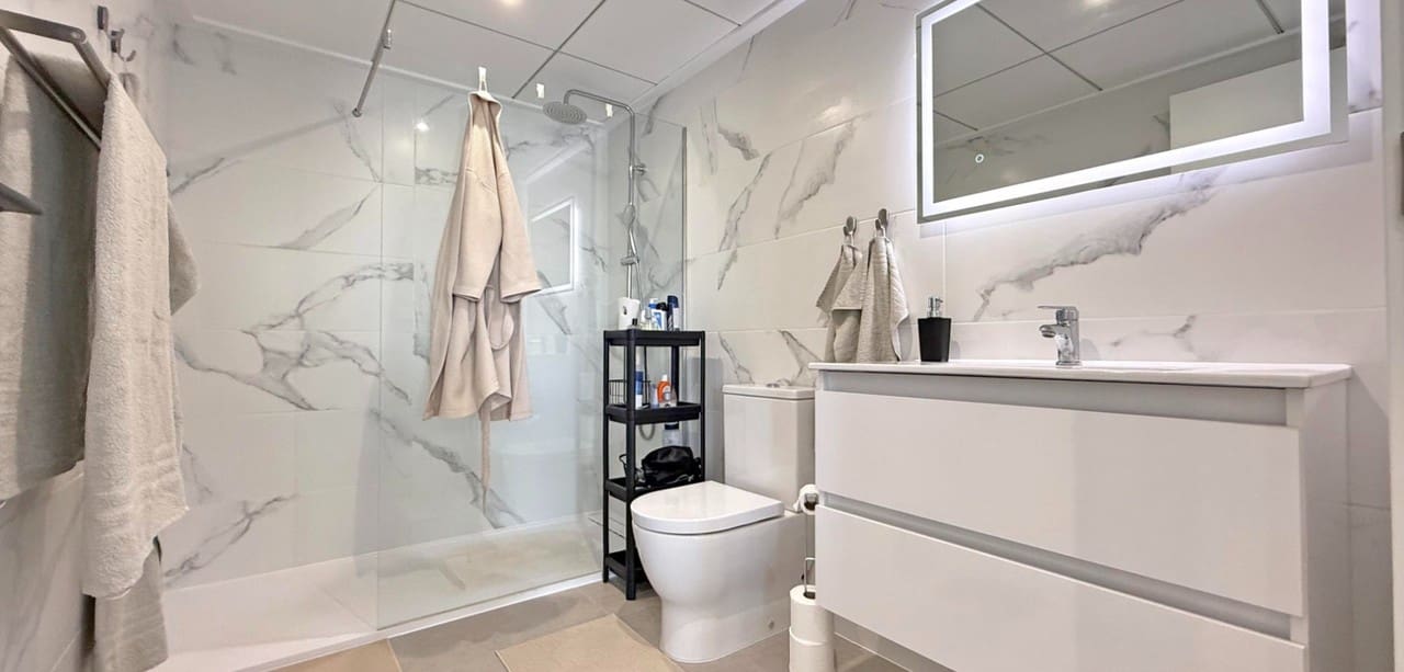 2 bedroom Villa for sale in San Pedro del Pinatar - € 495,000 (Ref: 9155246)