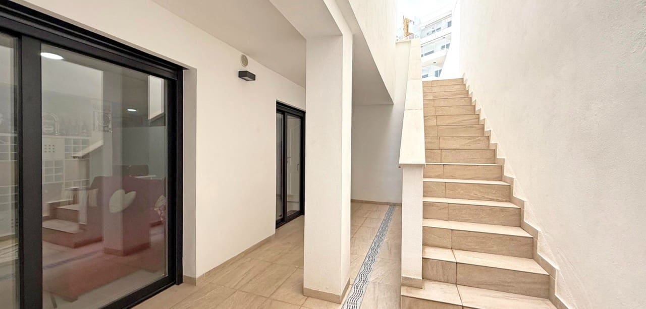 3 makuuhuone Huvila myytävänä paikassa Orihuela Costa - 495 000 € (Ref: 9155247)