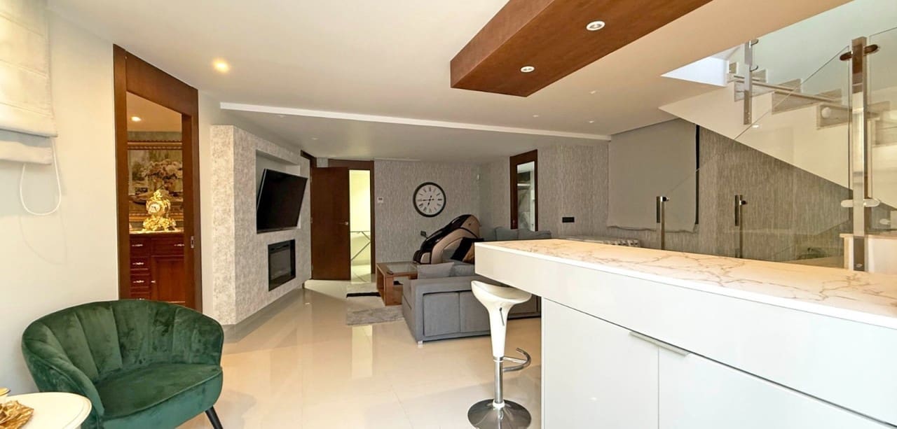 3 slaapkamer Villa te koop in Orihuela Costa - € 475.000 (Ref: 9155252)