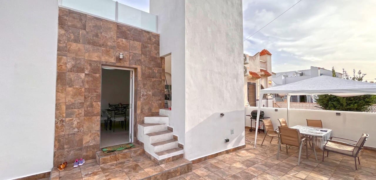 2 bedroom Bungalow for sale in Orihuela Costa - € 219,000 (Ref: 9155259)