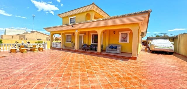 6 soveværelse Villa til salg i El Molino, Torrevieja - € 610.000 (Ref: 9155260)