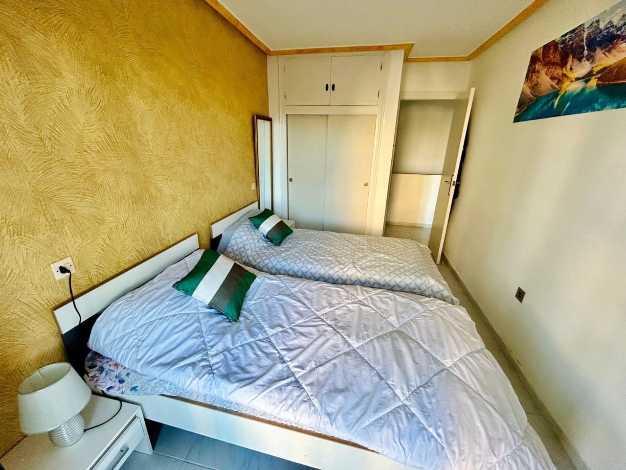 2 Zimmer Apartment zu verkaufen in Torrevieja - 156.000 € (Ref: 9155270)