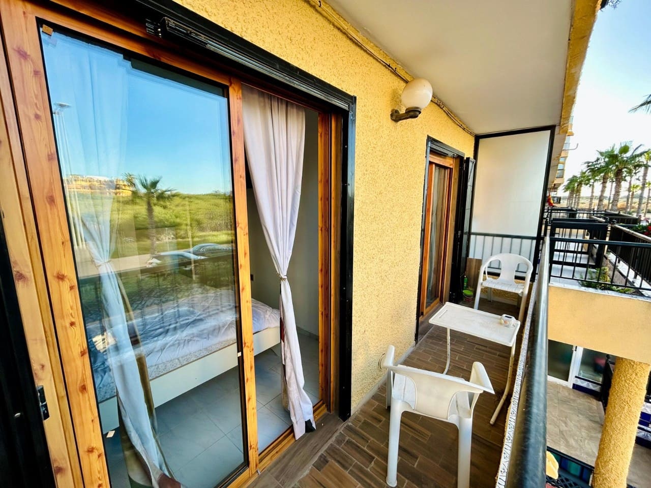 2 Zimmer Apartment zu verkaufen in Torrevieja - 156.000 € (Ref: 9155270)