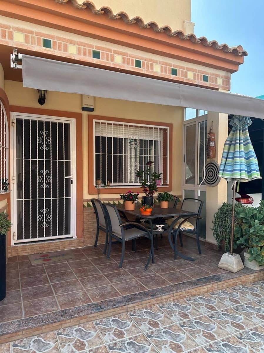 3 quarto Moradia para venda em Orihuela Costa com piscina - 285 000 € (Ref: 9155272)